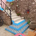 Guest house For Rent