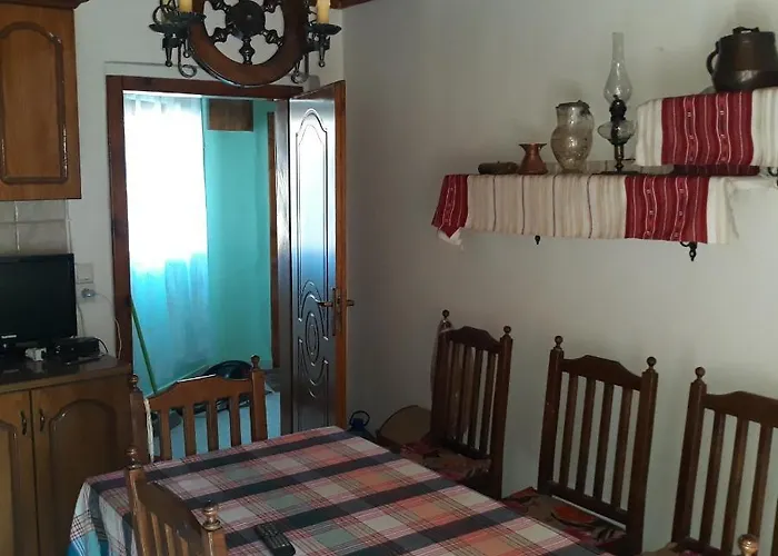 For Rent Πανσιόν *