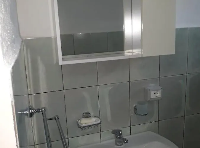 Πανσιόν For Rent *