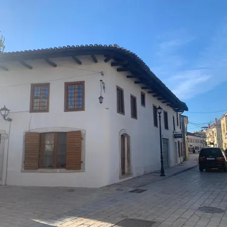 Guest house For Rent Shkoder