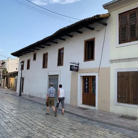 For Rent Maison d'hôtes Shkodër