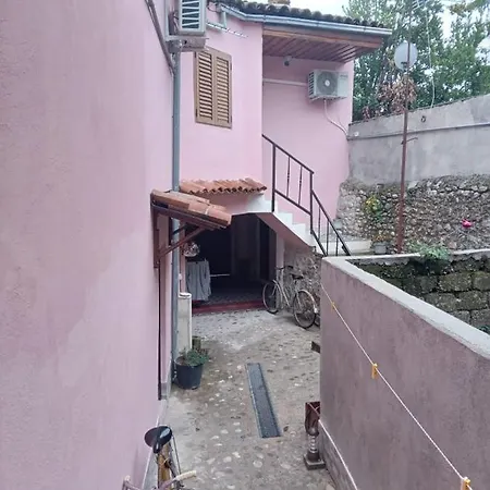 For Rent 3*
